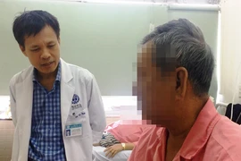 Đau vai gáy, đi khám ra ung thư phổi