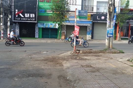 Đã dọn sạch rác dưới biển cấm ‘Phạt 7 triệu đồng’