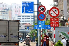 Bộ Công an muốn thay Bộ GTVT quy định về báo hiệu đường bộ