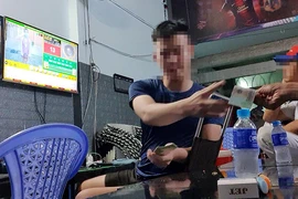 TP.HCM: Cờ bạc trực tuyến tái diễn ở vùng ven