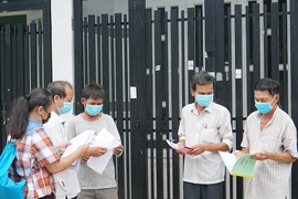 Lại ăn ngủ không yên vì mua nhà qua vi bằng