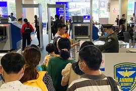 Hàng không phục hồi nhanh nhờ khách bay nội địa