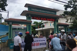 Xử nghiêm nếu trường tiểu học xén phần ăn của học sinh