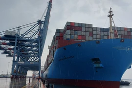 Tàu container lớn nhất thế giới cập cảng quốc tế Cái Mép