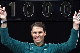 Nadal chạm mốc kỷ lục mới, Schwarztman ủng hộ Maradona