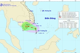 Tin áp thấp nhiệt đới gần bờ lúc 10 giờ