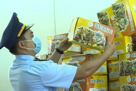 Video: Gia Lai tạm giữ 6.000 chiếc bánh trung thu không rõ nguồn gốc xuất xứ 