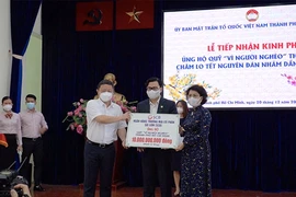 Video: Doanh nghiệp ủng hộ gần 56 tỉ đồng chăm lo Tết cho người dân 