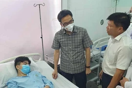Video: Phó Thủ tướng Vũ Đức Đam thăm các nạn nhân trong vụ cháy quán karaoke ở Bình Dương
