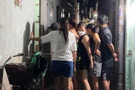 Video: 2 người sống cùng dãy trọ xô xát nhau, 1 người chết, 1 người nguy kịch