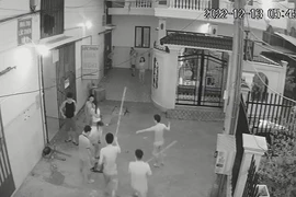 Chủ trọ đóng cổng, tóm gọn hai thanh niên trộm xe máy