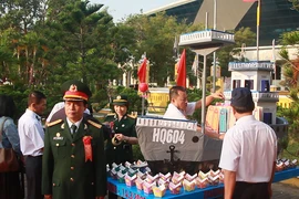 Video: Tưởng niệm 64 liệt sĩ trong cuộc chiến bảo vệ Gạc Ma - Trường Sa năm 1988