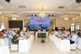 Toàn cảnh Tọa đàm 'Bảo vệ môi trường biển để phát triển kinh tế biển bền vững tại tỉnh Bình Thuận'