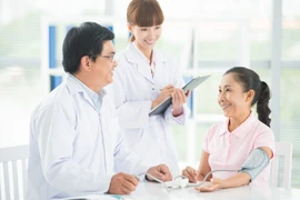 Khách hàng được Bảo lãnh viện phí khi tham gia bảo hiểm với Manulife