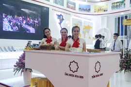 Hoa Sen: chiếm lĩnh thị trường tôn thép Việt