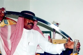 Ả Rập Saudi tuyển thêm đao phủ chặt đầu người