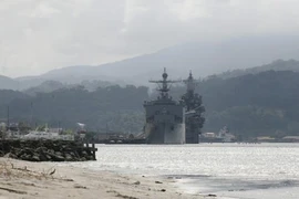 Philippines triển khai tàu chiến và chiến đấu cơ đối phó Trung Quốc