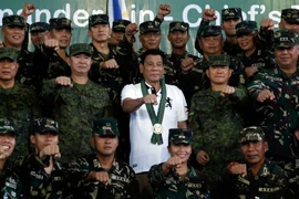 Tổng thống Philippines ví mình như Hitler