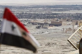 Bất chấp 'mưa bom' của Nga, IS tái chiếm Palmyra