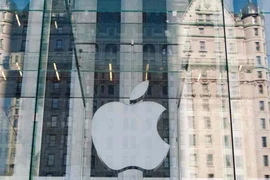 Apple cán mốc kỷ lục thế giới 800 tỉ USD
