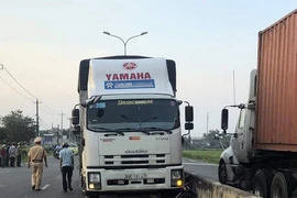 3 nữ học sinh bị thương nặng sau va chạm với xe tải