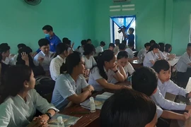 Quảng Ngãi thay đổi ngày cho học sinh đi học trở lại