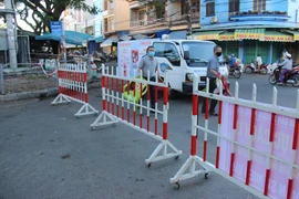 Bị phạt vì bịa đặt các bài thuốc chống COVID-19 trên facebook