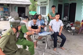Chủ trại chim đi đòi tiền nợ thì bị thương, phải nhập viện