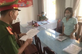 Bắt 1 phụ nữ ở Quảng Nam vì nghi chiếm đoạt gần 20 tỉ đồng