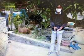 Khởi tố kẻ dùng kéo đâm chết em trai