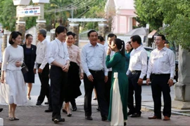 Hình ảnh Hoàng Thái tử Nhật Bản và Công nương thăm TP Hội An