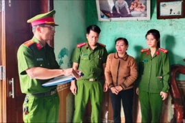 Chủ hụi Lê Thị Cúc bị bắt. Ảnh: CA