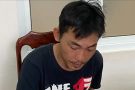 Nghi phạm cướp tiền nhân viên cây xăng bị bắt. Ảnh: CA