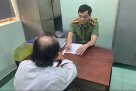 Ông C đăng tin 'đánh chết người tại đồn công an' sai sự thật bị phạt 5,5 triệu đồng. Ảnh: CA