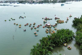 Hơn 100 doanh nghiệp ở Quảng Nam cùng tham gia kích cầu du lịch. Ảnh: TN
