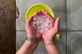 Mưa đá xuất hiện liên tục ở Quảng Nam. Ảnh: FB