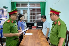 Tổng Giám đốc Công ty CP Tài chính và Phát triển Năng lượng Lê Quang Hào bị bắt. Ảnh: CA