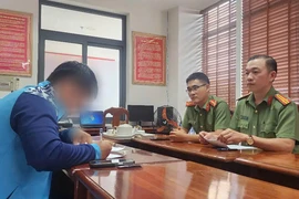 Bị phạt vì quảng cáo trang web cá cược tại giải bóng đá phủi