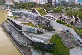 Dự án nhà hàng và bến du thuyền bên bờ sông Hàn. Ảnh: TN