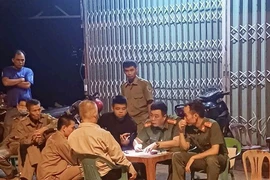 Phát hiện 1 người đàn ông chết trong tư thế treo cổ trong phòng trọ