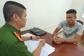 Giám đốc công ty xây dựng đi làm phụ hồ để trốn truy nã