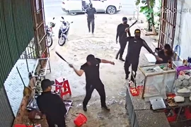 Công an bắt giữ toàn bộ nhóm áo đen đập phá quán phở ở Đắk Lắk