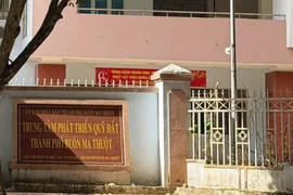 Trung tâm Phát triển quỹ đất Buôn Ma Thuột dùng 10 tỉ đồng đền bù để chi lương, thưởng