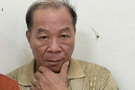 Khởi tố 12 người trong đường dây pháo lậu từ Lào về Việt Nam