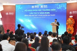 Hàng trăm bác sĩ, chuyên gia dự hội nghị khoa học tại Bệnh viện Đại học Y Dược Buôn Ma Thuột