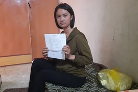 Trao hơn 87 triệu cho cô gái ung thư xin chữa bệnh cho mẹ 