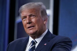 Ông Trump nói có thể ‘tách rời’ và dừng làm ăn với Trung Quốc 