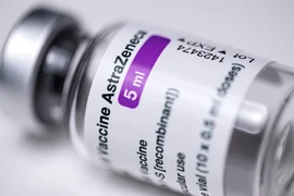 AstraZeneca xin FDA Mỹ duyệt mũi tiêm kháng thể hỗn hợp ngừa COVID-19