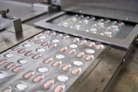 Mỹ chi 5,29 tỉ USD mua thuốc uống trị COVID-19 của Pfizer