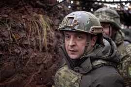 RT: Ông Zelensky nói 16.000 ‘tình nguyện viên nước ngoài’ đang tới Ukraine